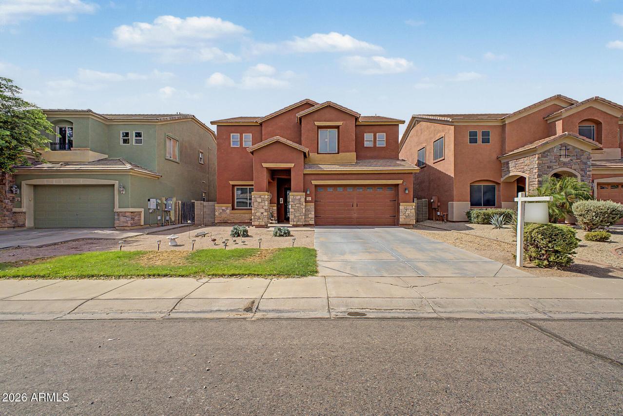 839 W Saguaro Ln., San Tan Valley, AZ 85143