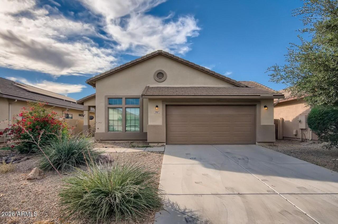 797 W Agrarian Hills Dr., San Tan Valley, AZ 85143