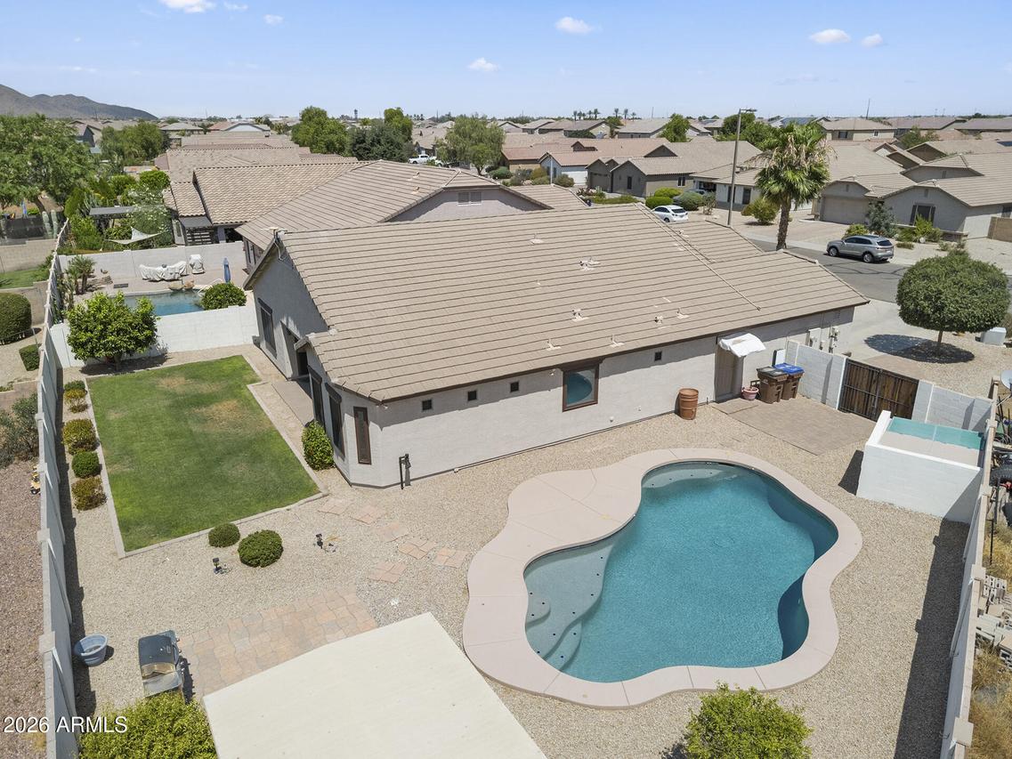 629 W Desert Valley Dr., San Tan Valley, AZ 85143