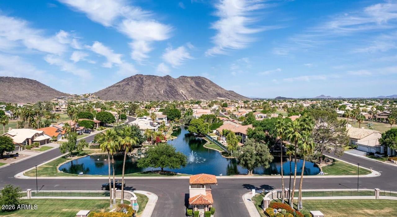 5811 W Del Lago Cir., Glendale, AZ 85308