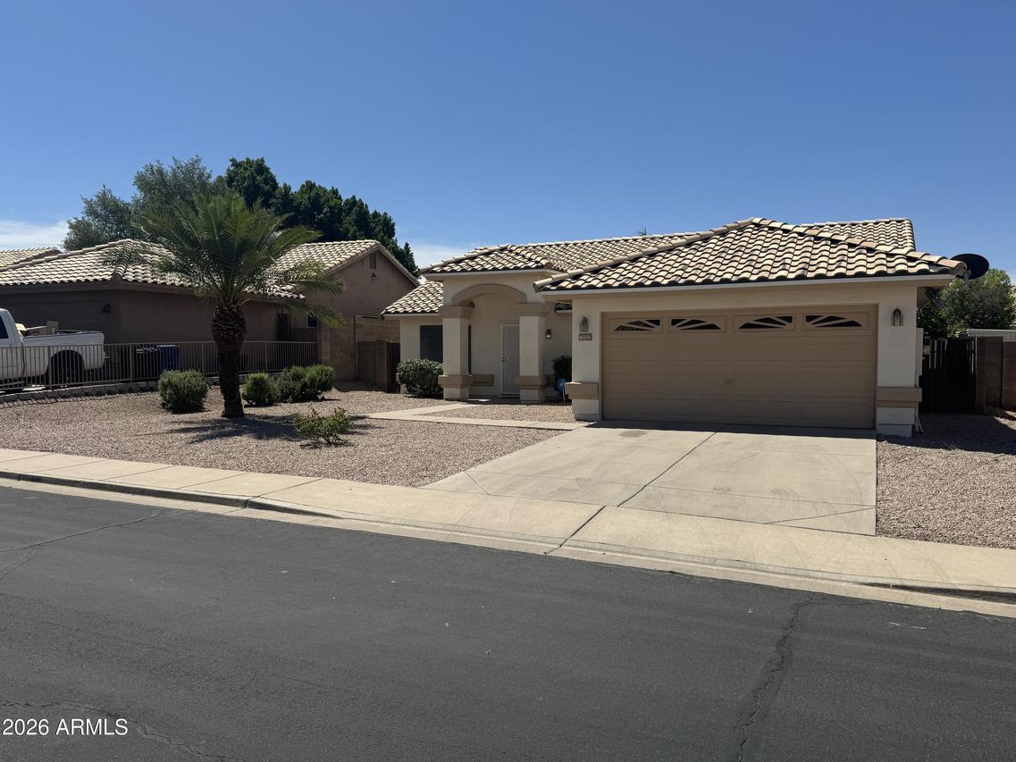 6335 E Roland St., Mesa, AZ 85215