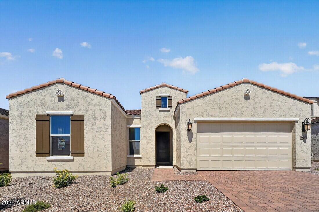 38048 N Hackberry St., San Tan Valley, AZ 85140