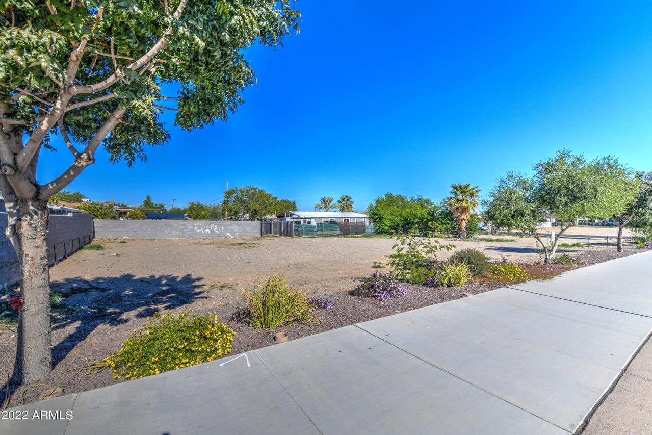 12212 W Thunderbird Rd. #3, El Mirage, AZ 85335