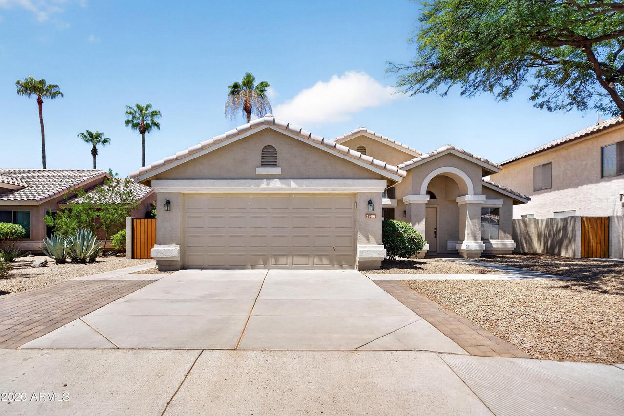 2480 S Walnut Dr., Chandler, AZ 85286