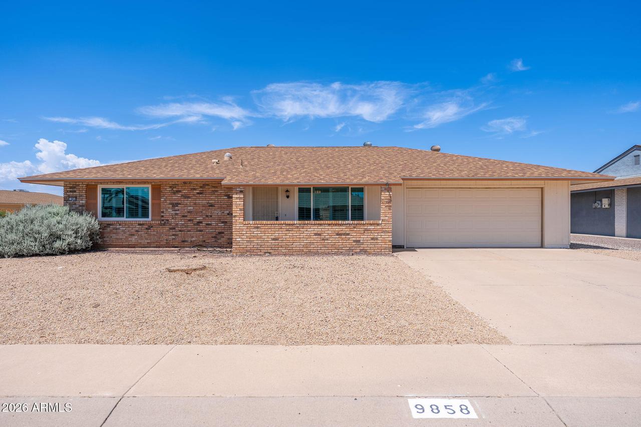 9858 W Silverbell Dr., Sun City, AZ 85351