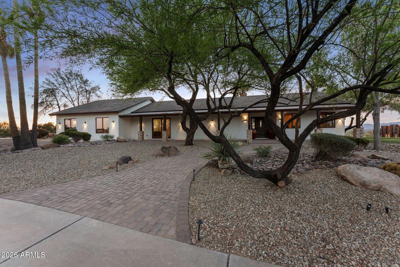 1025 Los Altos Dr., Wickenburg, AZ 85390