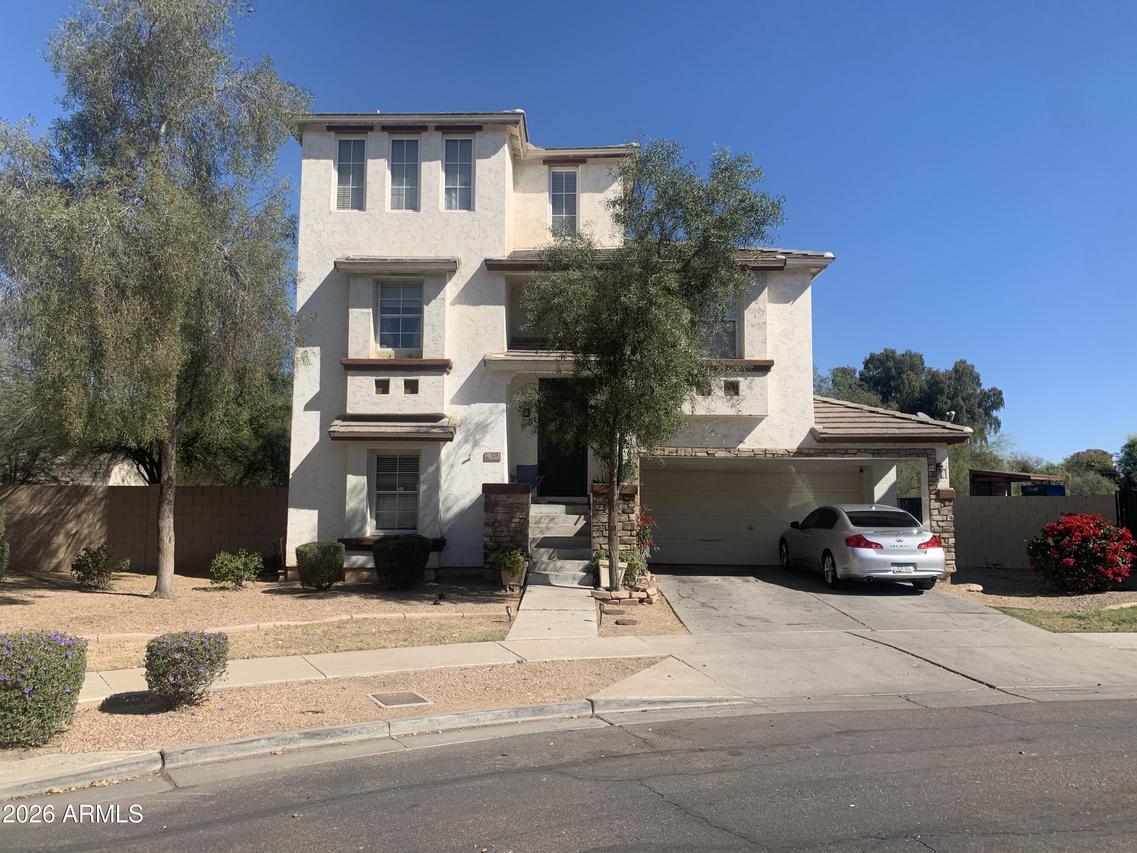 123 N 65th Dr., Phoenix, AZ 85043