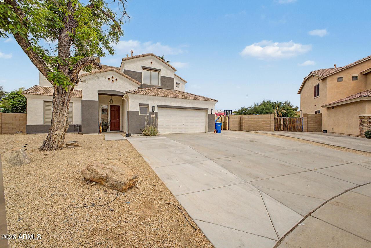 16815 N 40th Dr., Phoenix, AZ 85053