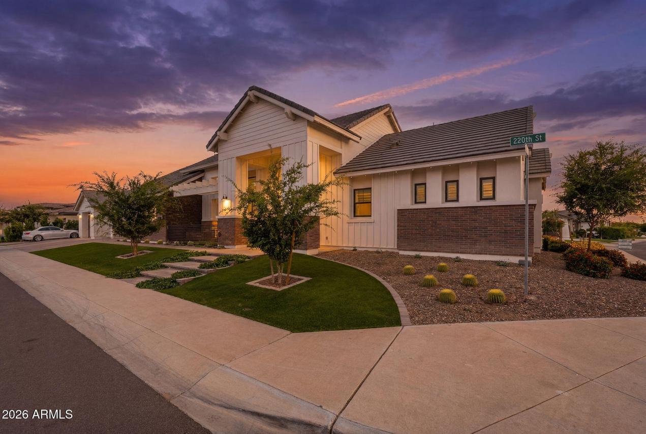 24038 S 220th St., Queen Creek, AZ 85142