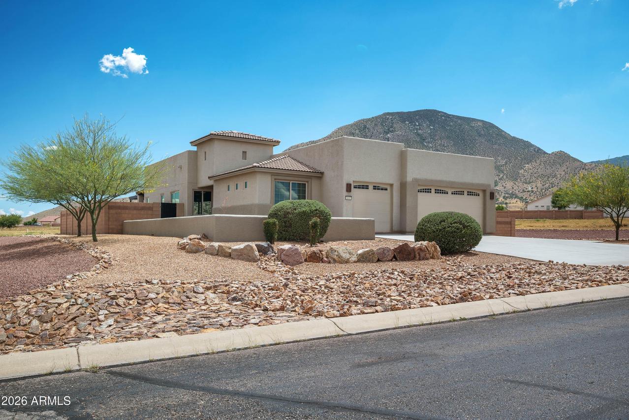 6691 E Saddlehorn Cir., Hereford, AZ 85615