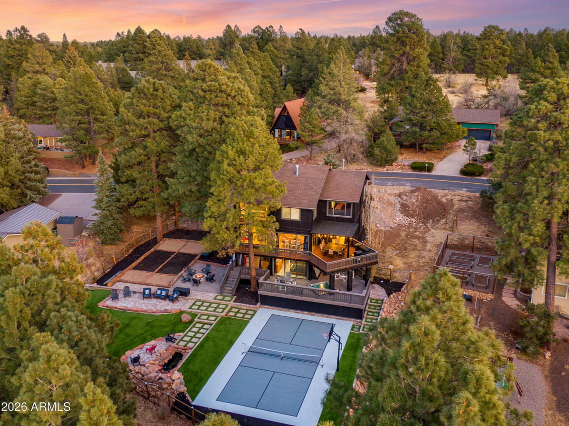 2055 N Fox Hill Rd., Flagstaff, AZ 86004