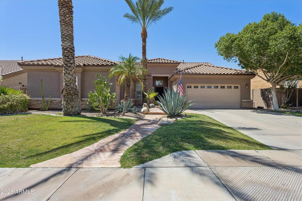 9724 E Natal Ave., Mesa, AZ 85209