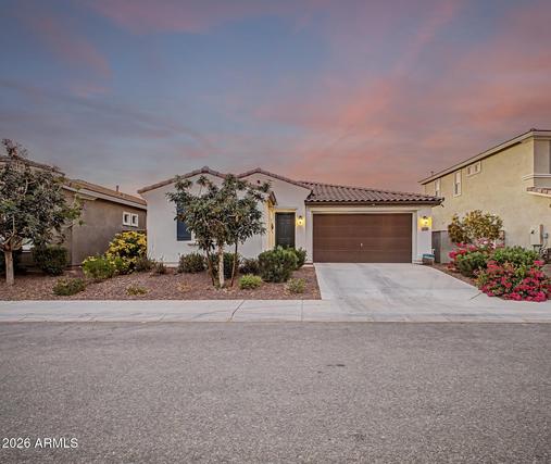 New Homes For Sale This Week That Attend Verrado Heritage Elementary School: June 12th to June 18th