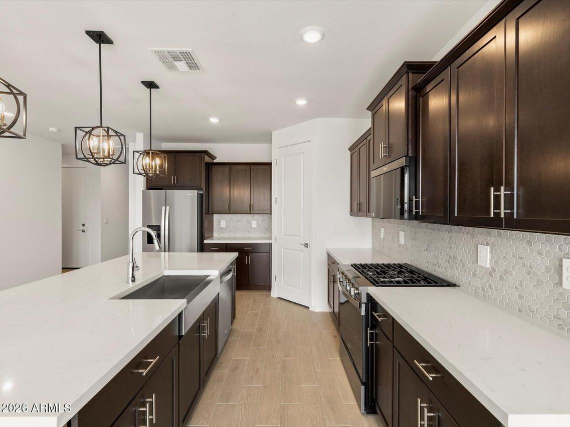 10819 W Jones Ave., Tolleson, AZ 85353