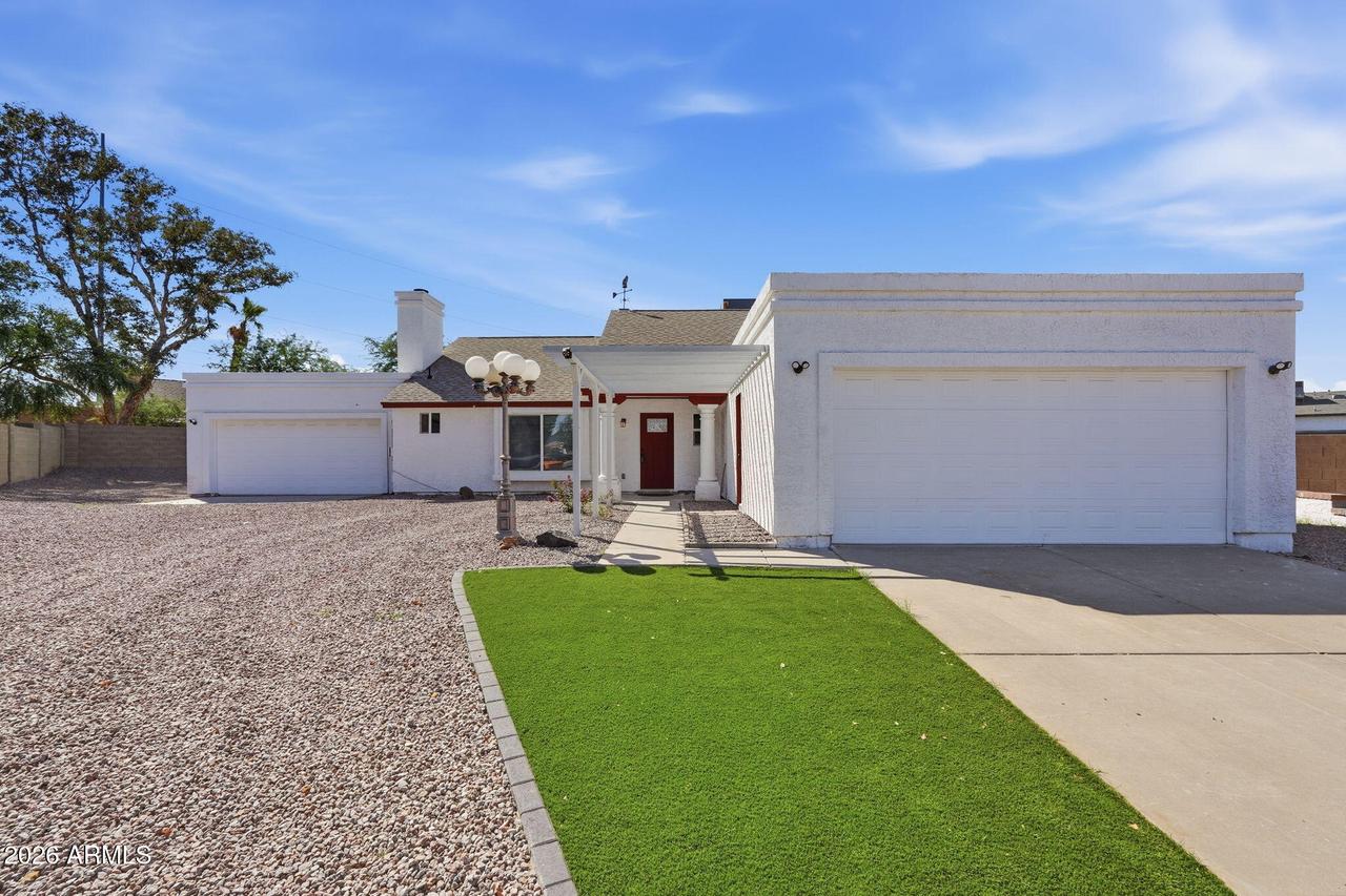 1067 E Sequoia Dr., Phoenix, AZ 85024