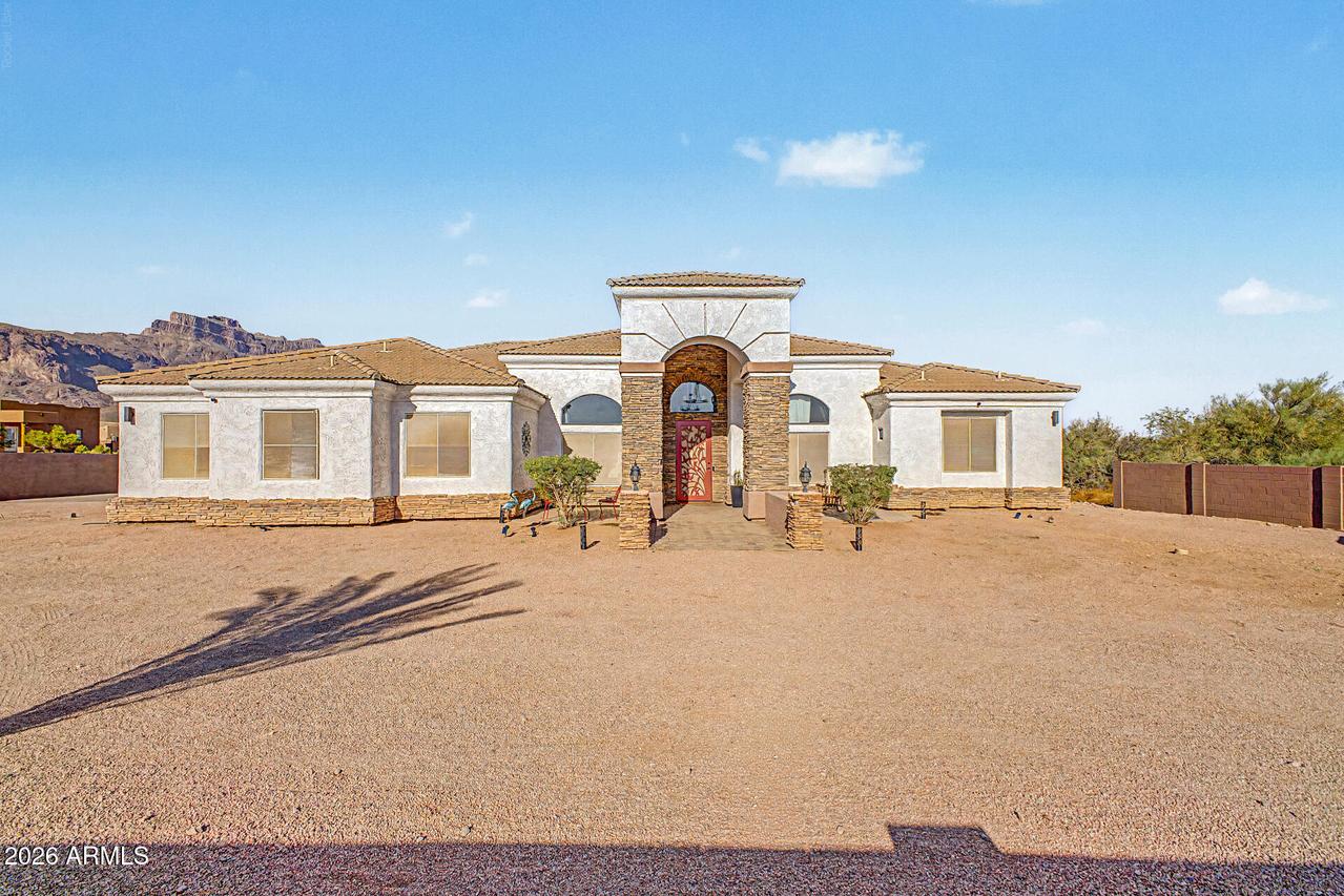 529 S Val Vista Rd., Apache Junction, AZ 85119