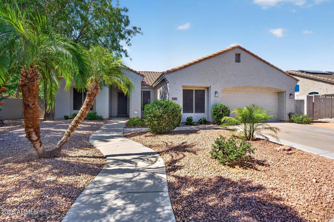 244 E Horseshoe Ave., Gilbert, AZ 85296