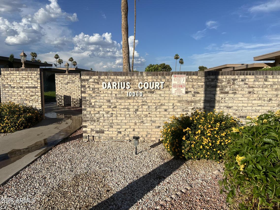10060 W Royal Oak Rd. #F, Sun City, AZ 85351