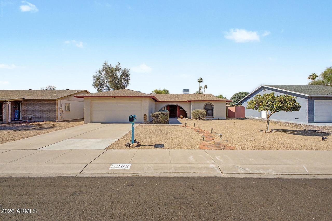 5202 W Brown St., Glendale, AZ 85302
