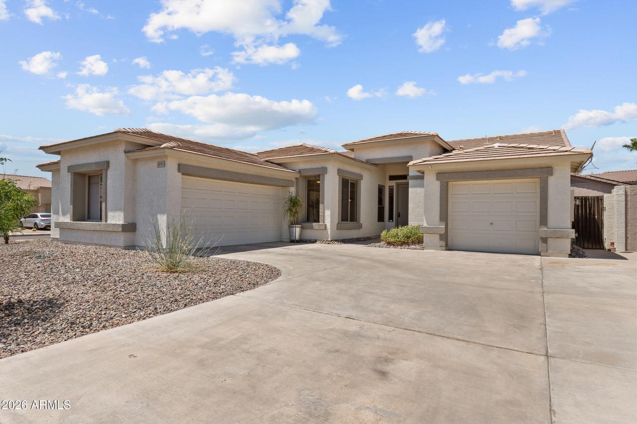 21702 N 67th Ln., Glendale, AZ 85308