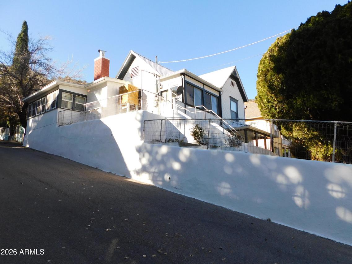 414 Tombstone Canyon, Bisbee, AZ 85603