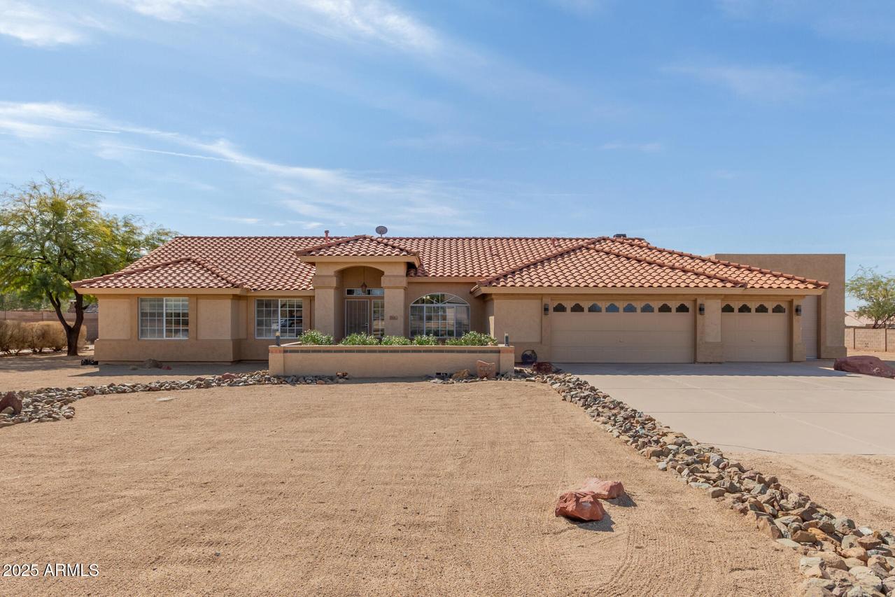 205 E Irvine Rd., Phoenix, AZ 85086