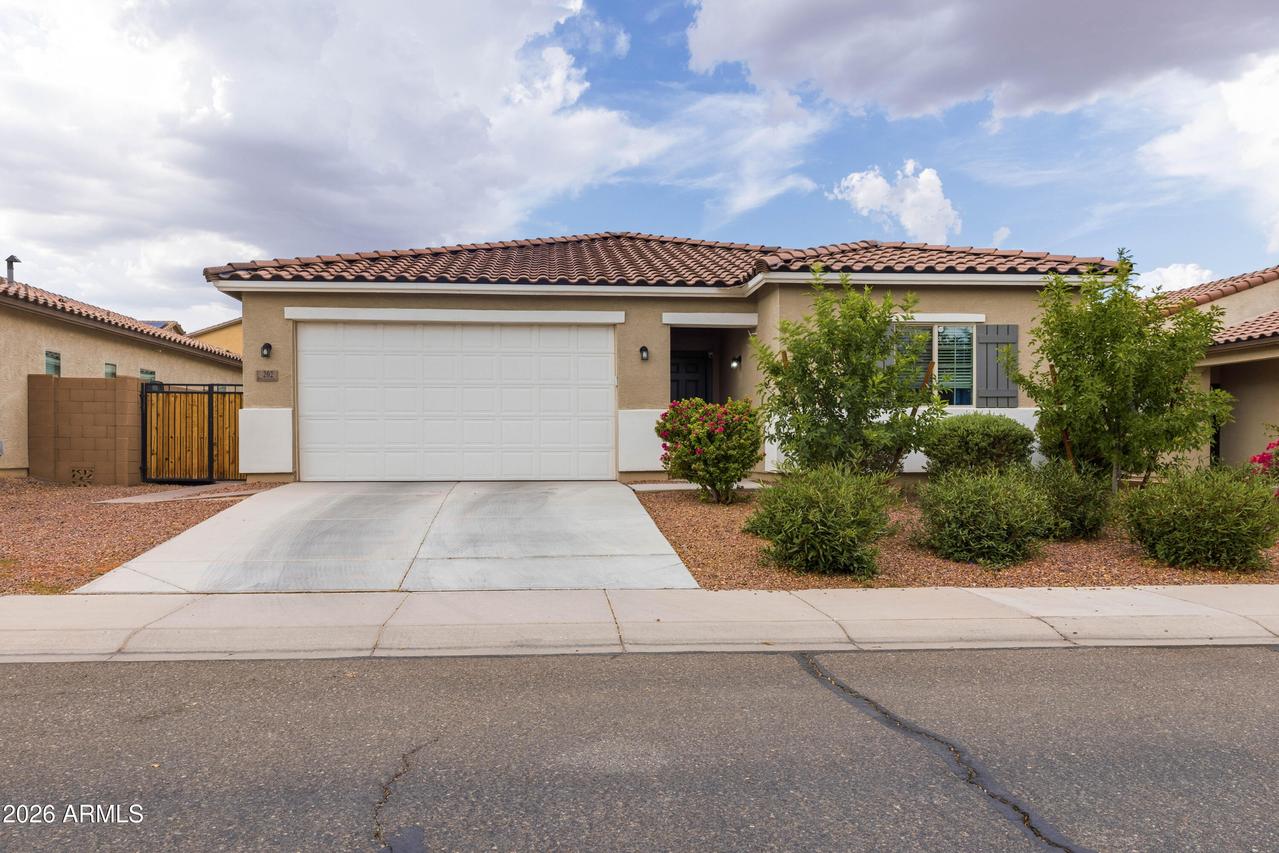 202 W Seven Seas Dr., Casa Grande, AZ 85122
