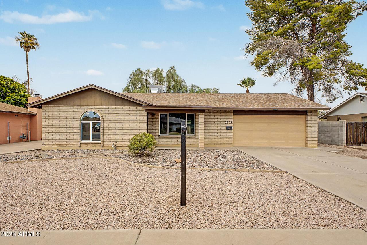 2820 S George Dr., Tempe, AZ 85282