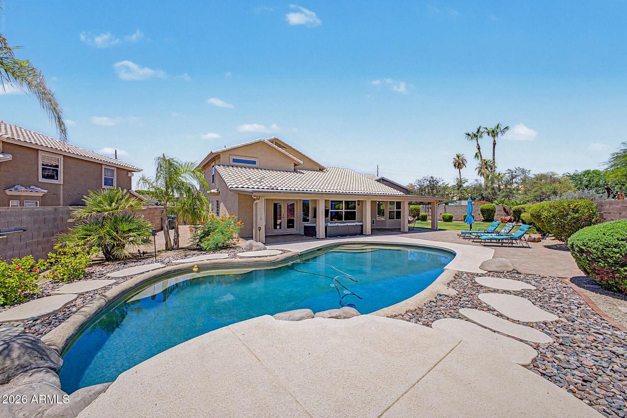 15009 S 40th Way, Phoenix, AZ 85044