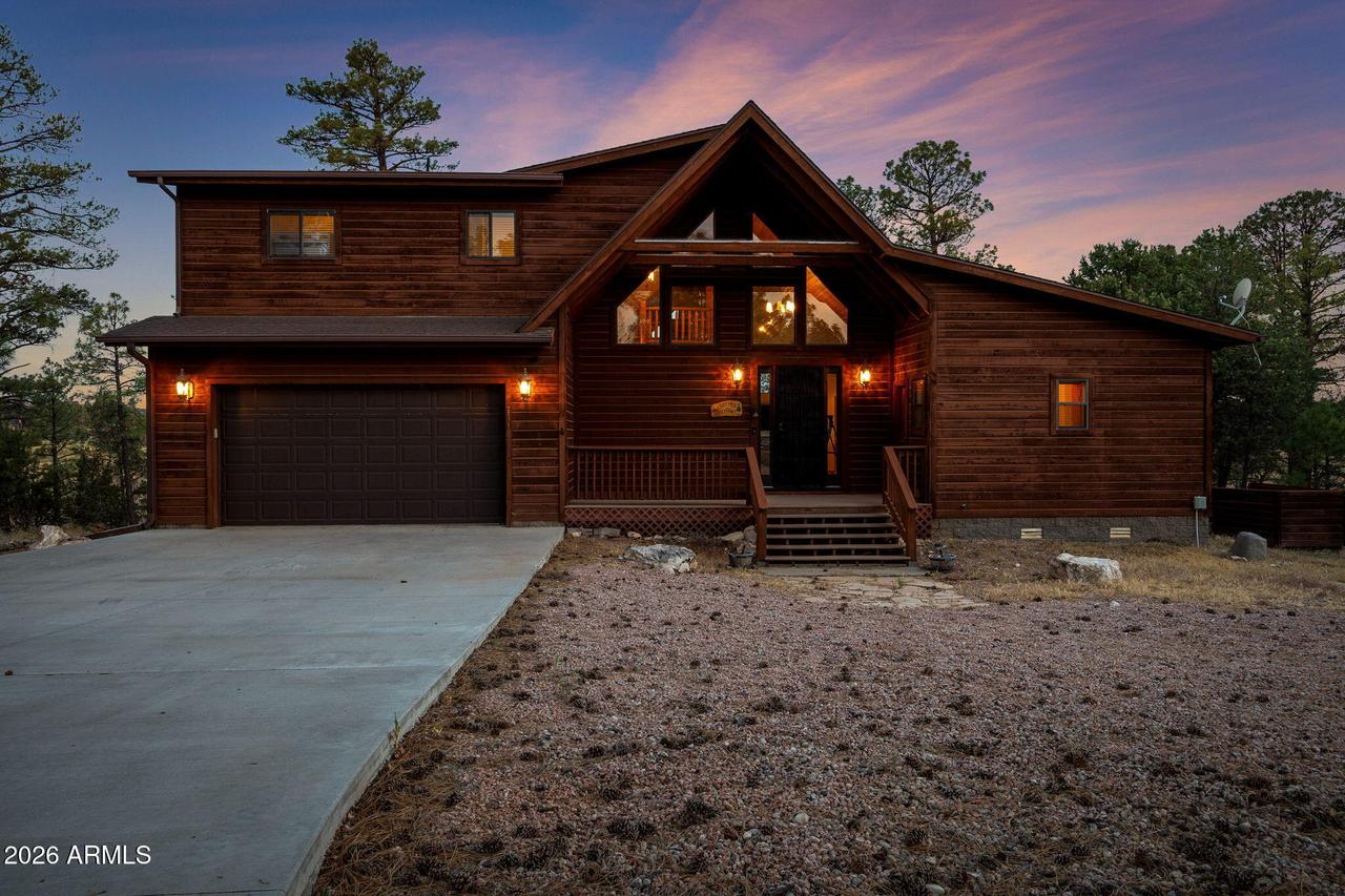 2231 Fairway Dr., Overgaard, AZ 85933