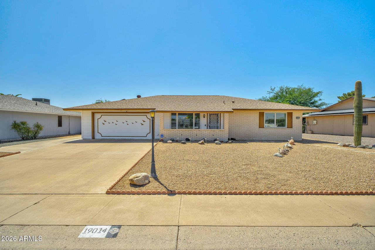 19014 N 99th Dr., Sun City, AZ 85373