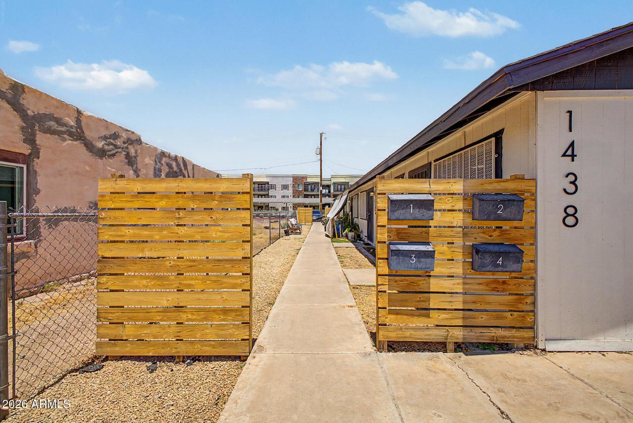 1438 E Adams St., Phoenix, AZ 85034