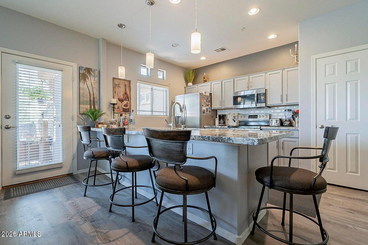 11500 E Cochise Dr. #2081, Scottsdale, AZ 85259
