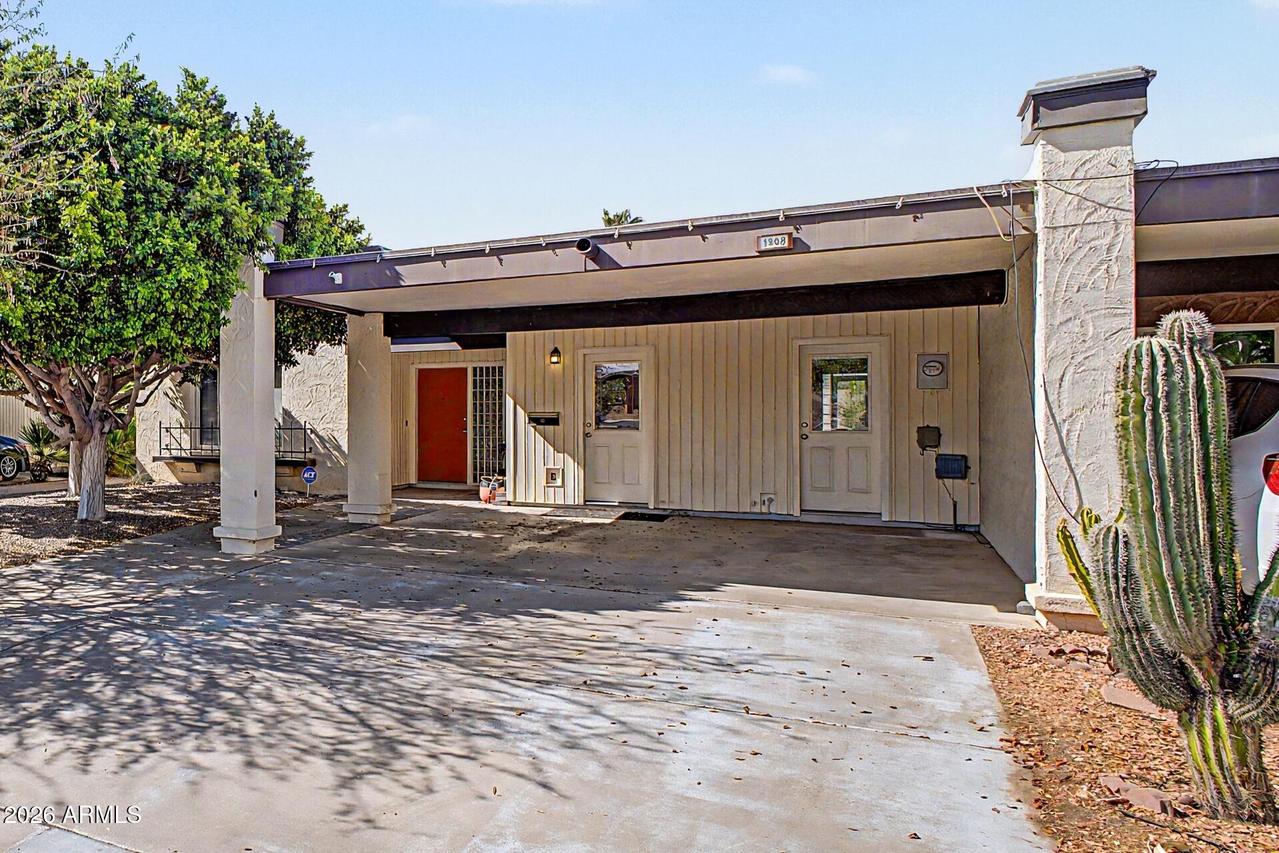 1988 E Oxford Dr., Tempe, AZ 85283