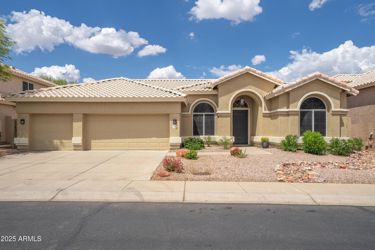 6388 W Donald Dr., Glendale, AZ 85310