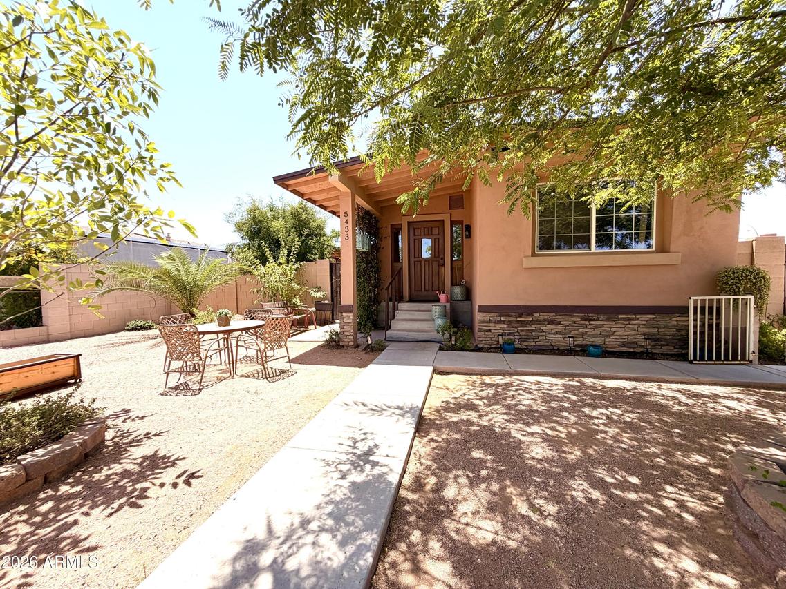 5433 E Alpine Ave., Mesa, AZ 85206
