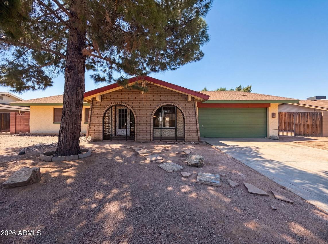 7519 E Ed Rice Ave., Mesa, AZ 85208