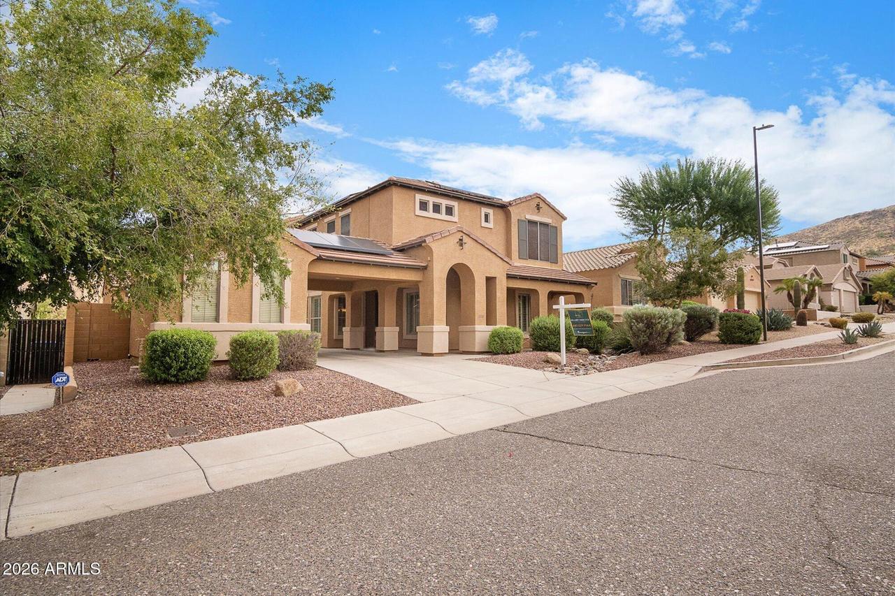 2020 W Caleb Rd., Phoenix, AZ 85085