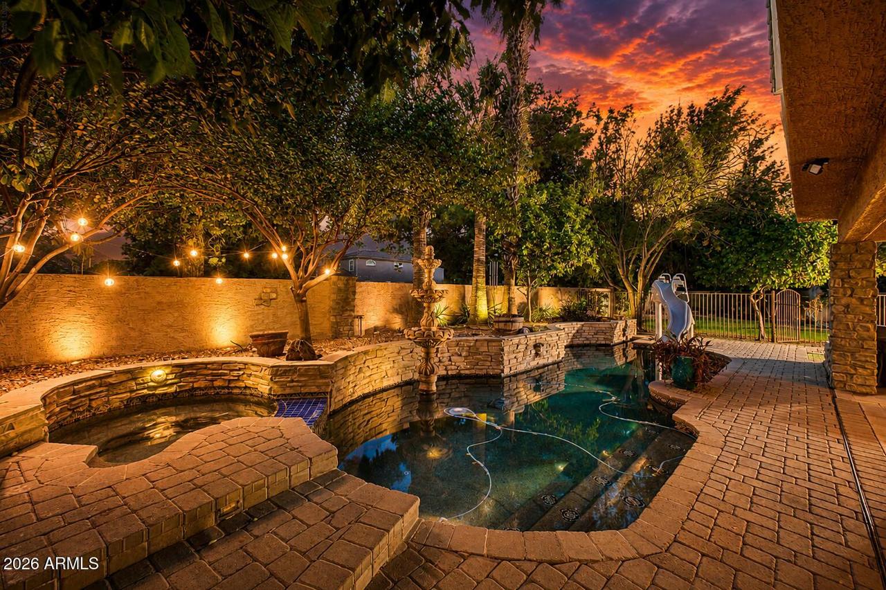 20709 N 59th Dr., Glendale, AZ 85308