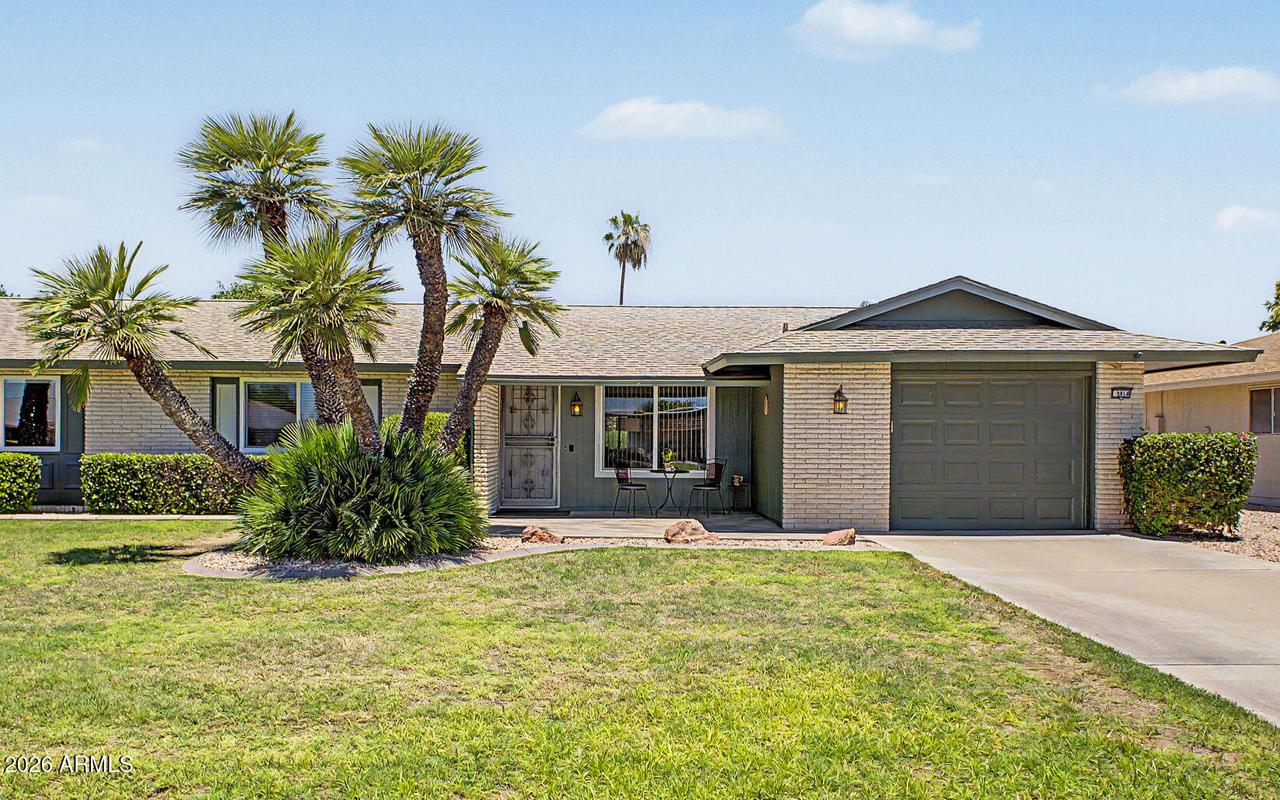 9618 W Long Hills Dr., Sun City, AZ 85351