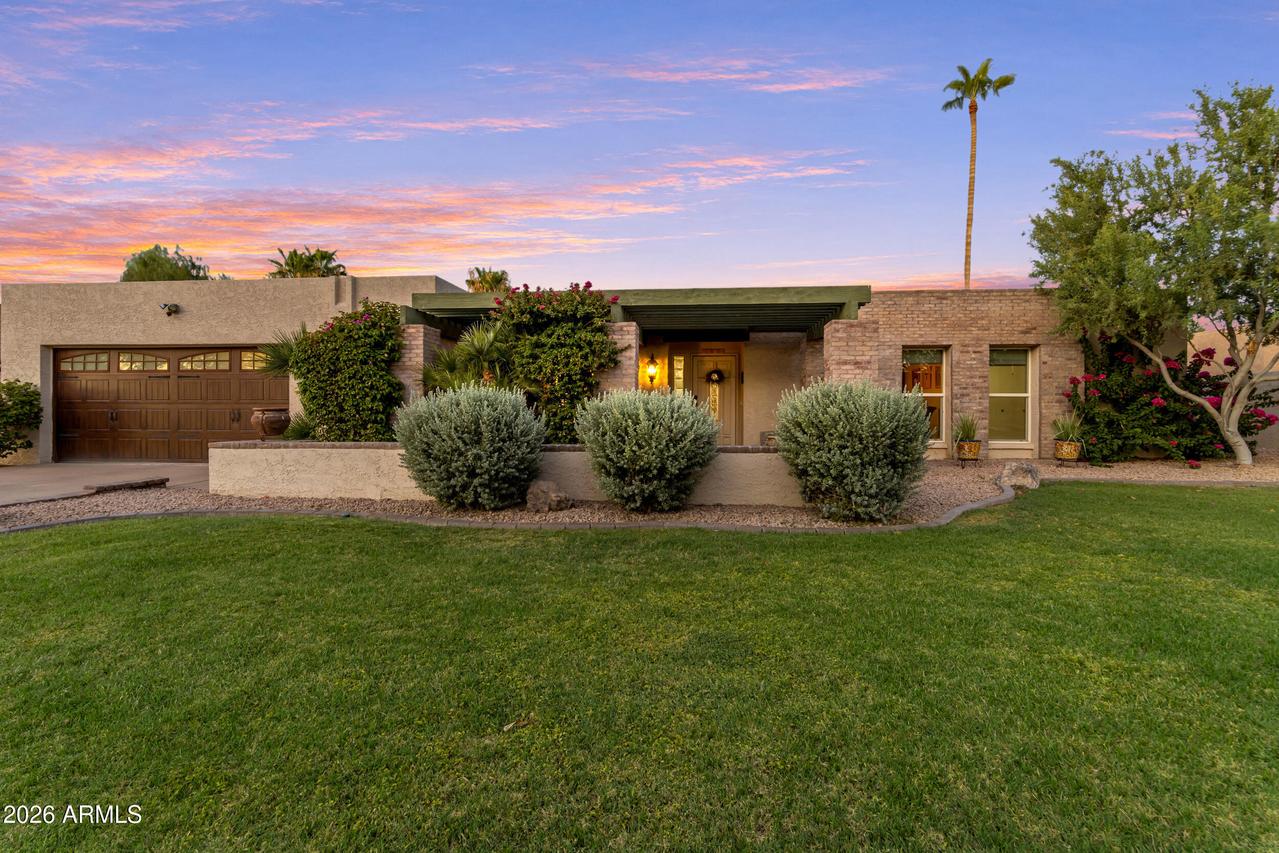 6409 S Hazelton Ln., Tempe, AZ 85283