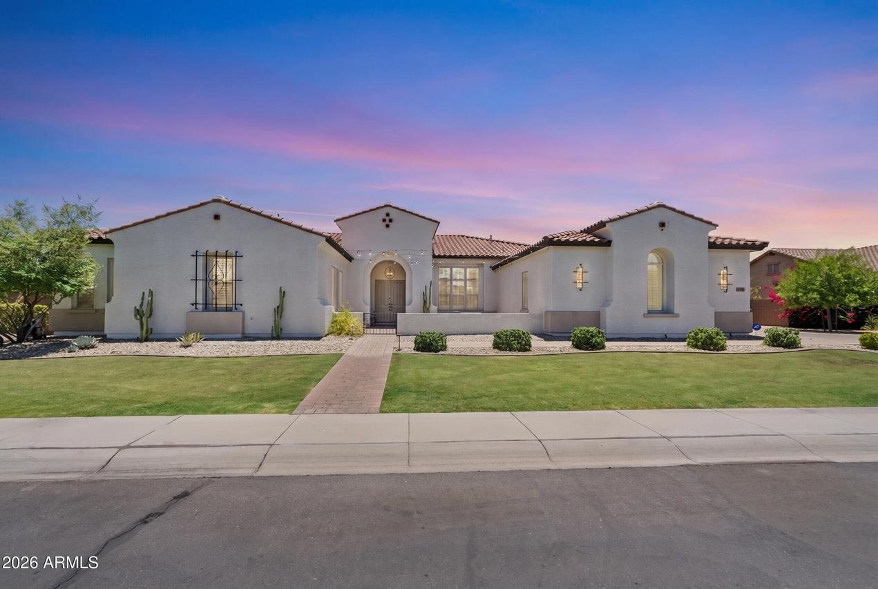 3939 E Encanto St., Mesa, AZ 85205