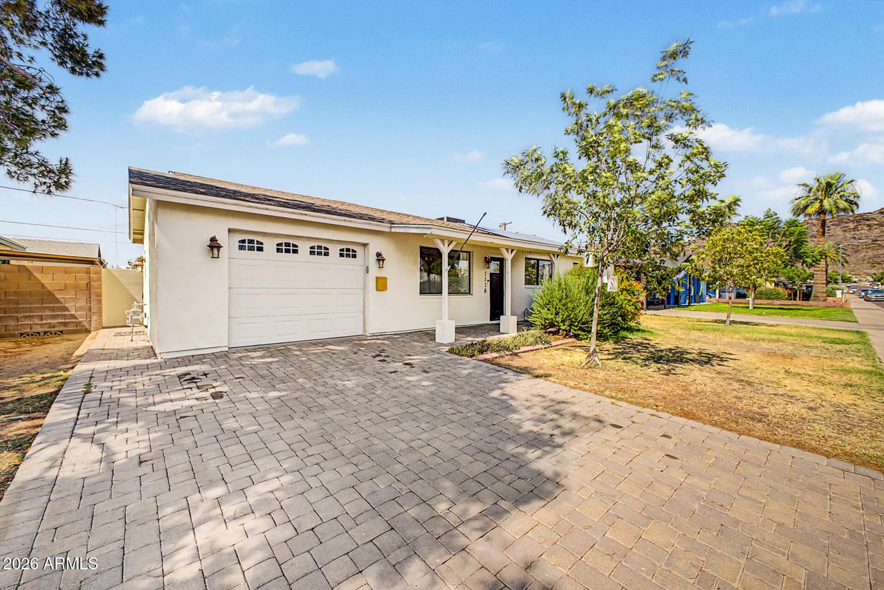 1118 E Diana Ave., Phoenix, AZ 85020
