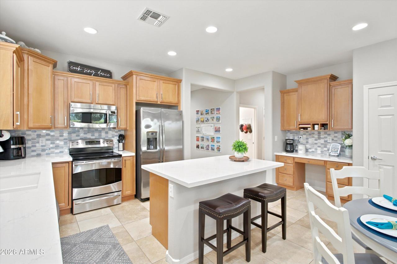 21300 N 262nd Dr., Buckeye, AZ 85396