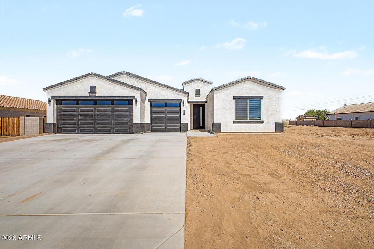 15981 S Stevens Pl., Arizona City, AZ 85123