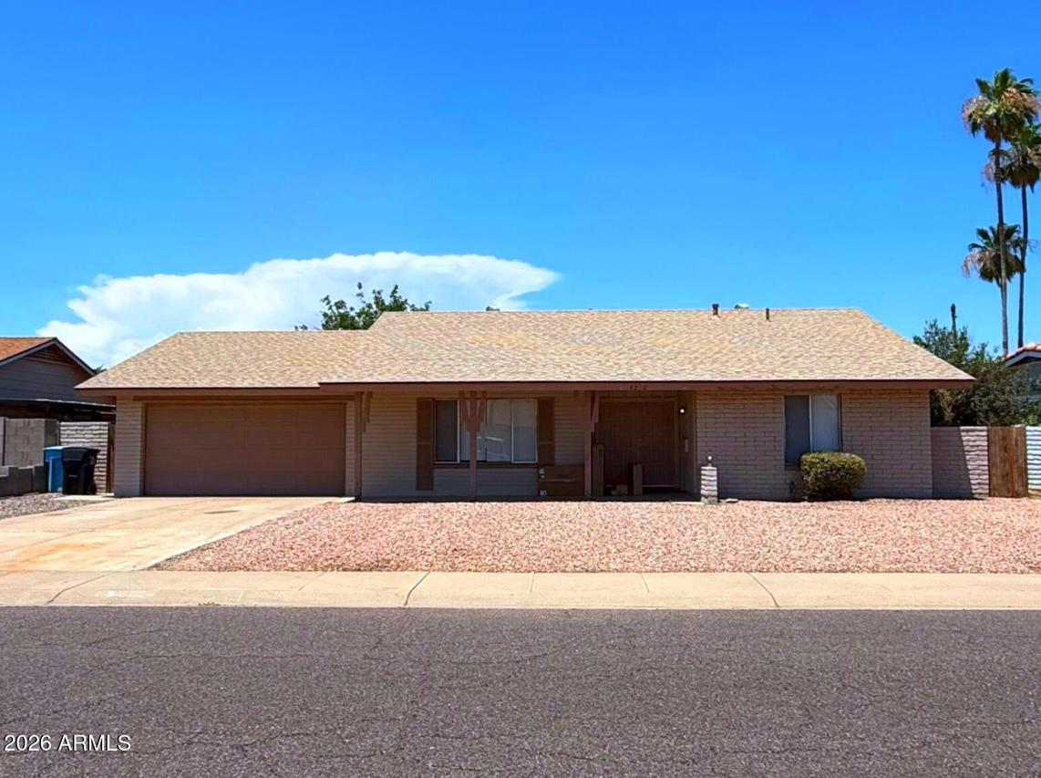4212 W Cinnabar Ave., Phoenix, AZ 85051