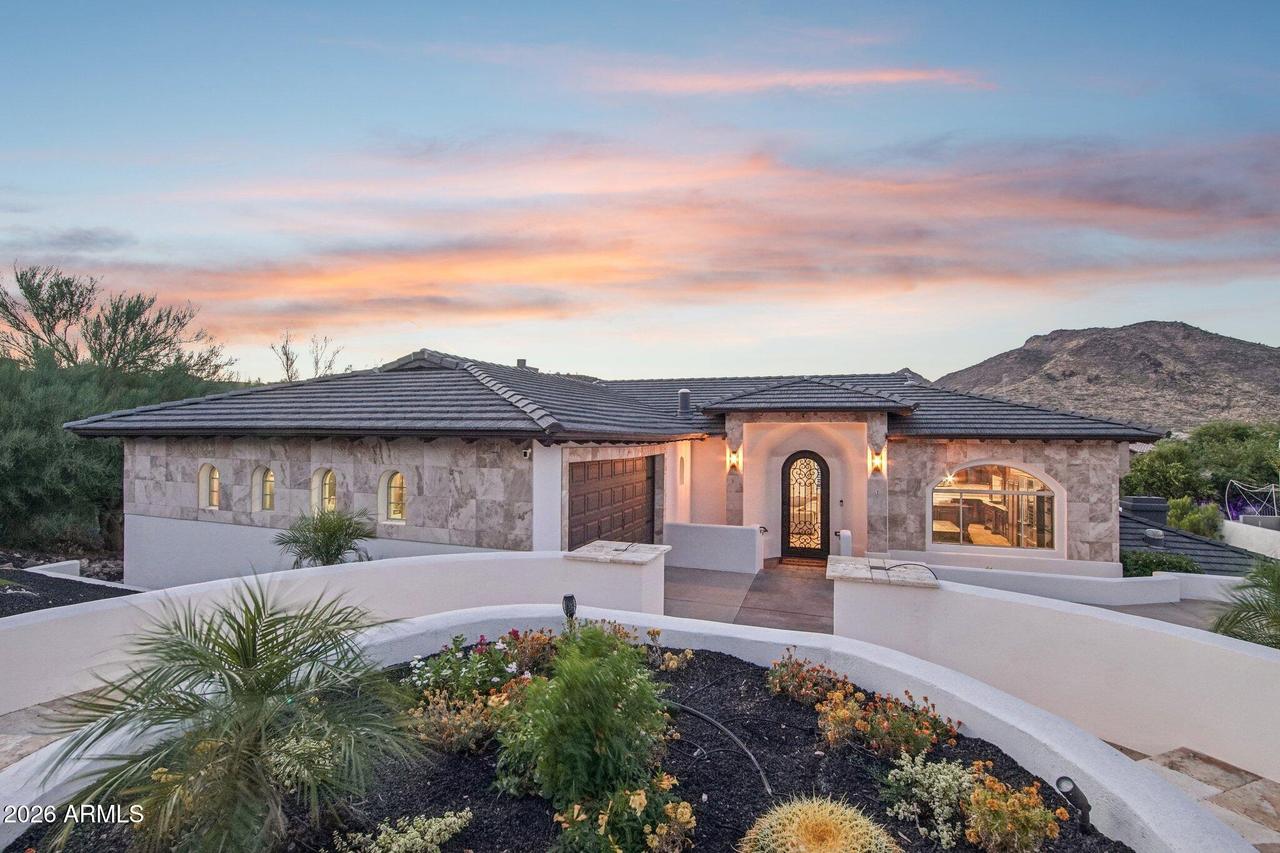 6132 W Alameda Rd., Glendale, AZ 85310