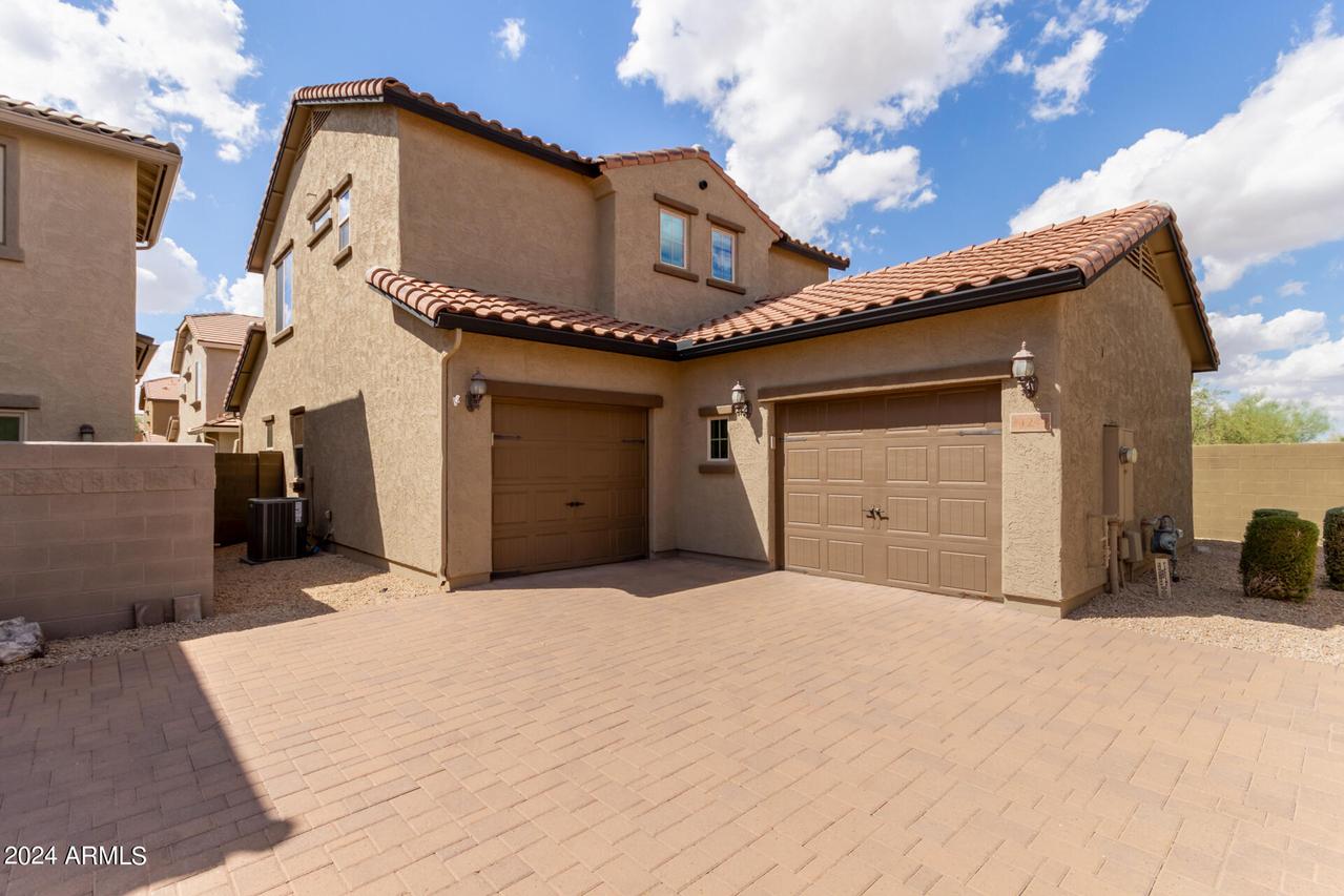 21244 N 36th Pl., Phoenix, AZ 85050