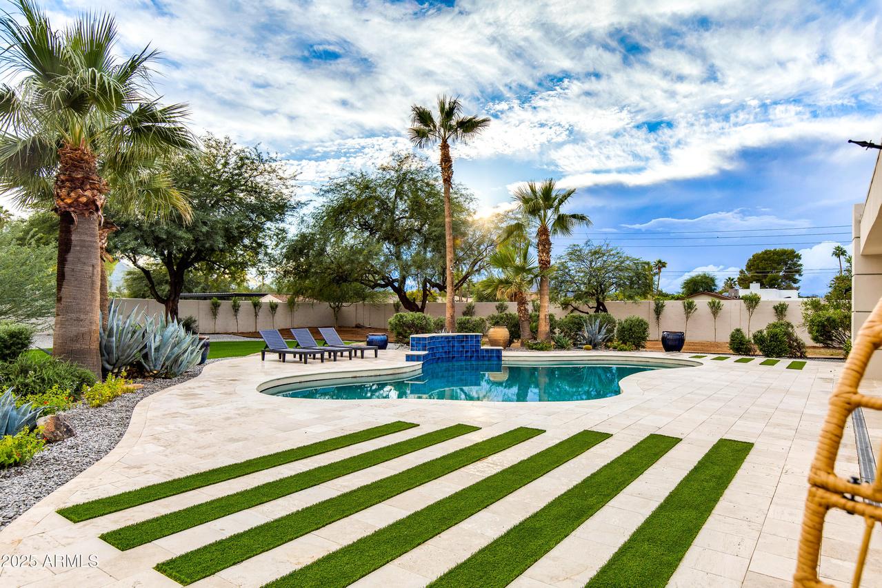 6403 E Gold Dust Ave., Paradise Valley, AZ 85253