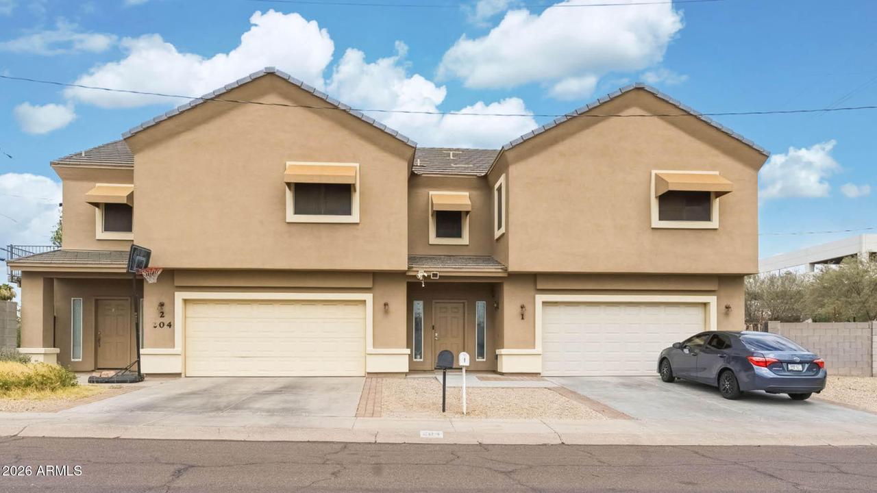 204 E Hatcher Rd., Phoenix, AZ 85020